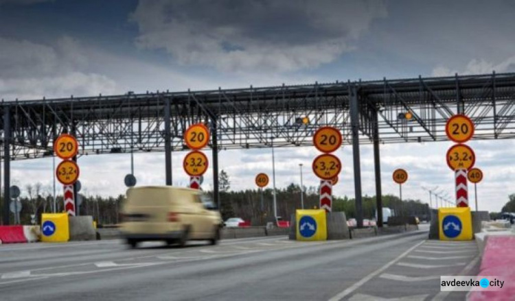Стало известно, сколько в Украине будет платных дорог