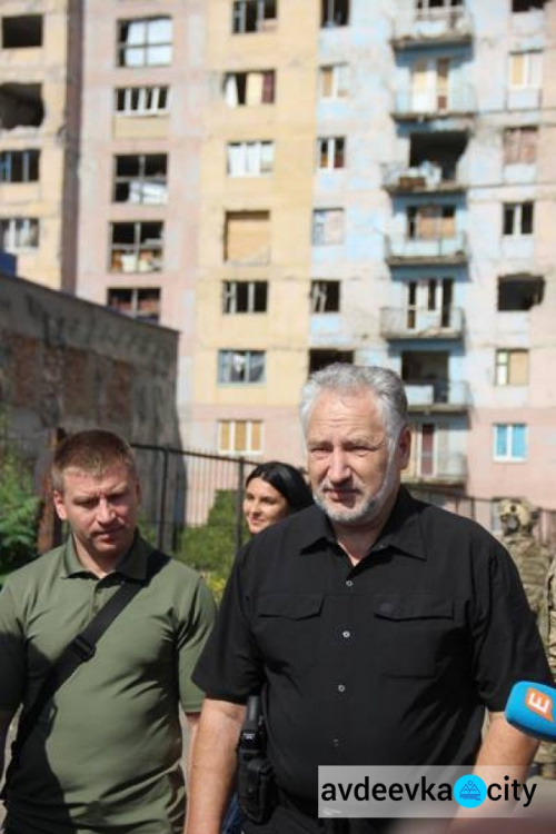Жебривский: Боевики хотели войти в опустевшую Авдеевку (ФОТО)