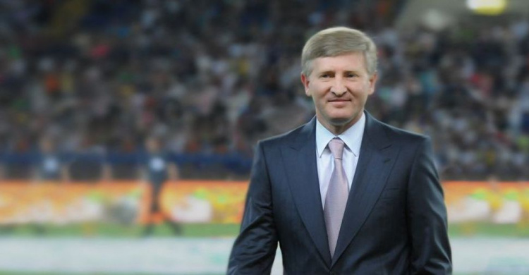 Ринат Ахметов ждет гимна Лиги чемпионов на "Донбасс Арене"