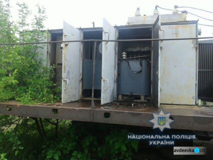 Братья-злодеи напали на подстанцию в Авдеевке: опубликованы фото последствий налёта