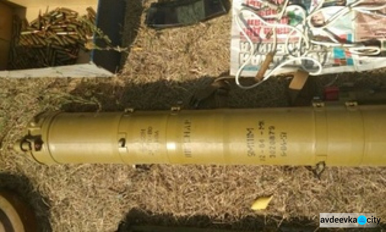 На Донетчине правоохранители обнаружили арсенал взрывчатки, огнестрельного оружия и боеприпасов (ФОТО/ВИДЕО)