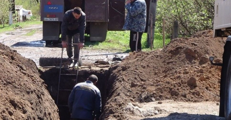 В Авдеевке сотрудники "Воды Донбасса"  устранили пятнадцать порывов на водопроводных сетях