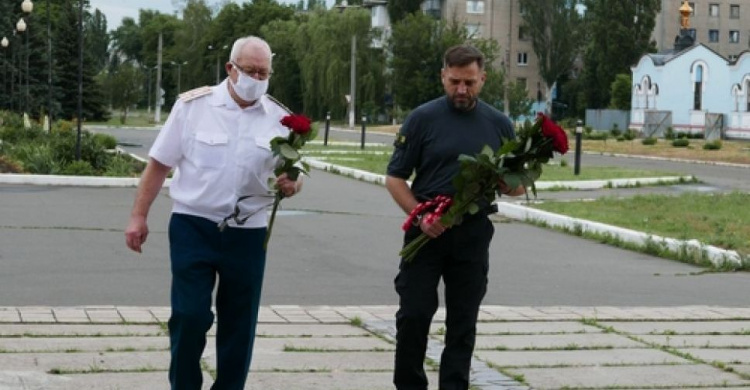 В Авдеевке почтили  память жертв войны в Украине