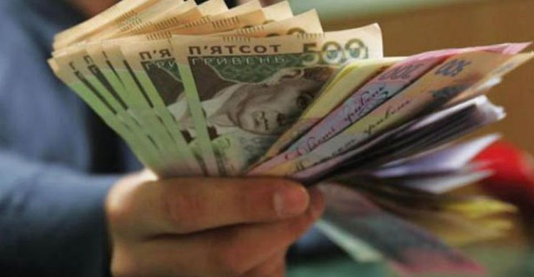 Средняя зарплата в Донецкой области впервые "перешагнула" отметку в 10 тысяч гривен