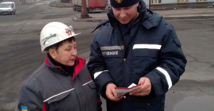 Спасатели напомнили жителям Авдеевки, как действовать в случае обнаружения взрывоопасных предметов (ФОТО)