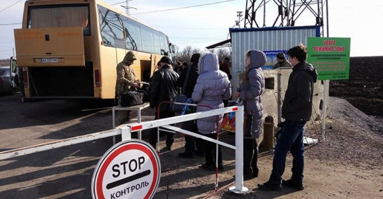 Для более 20 человек пересечение КПВВ  на Донбассе оказалось невыполнимой миссией