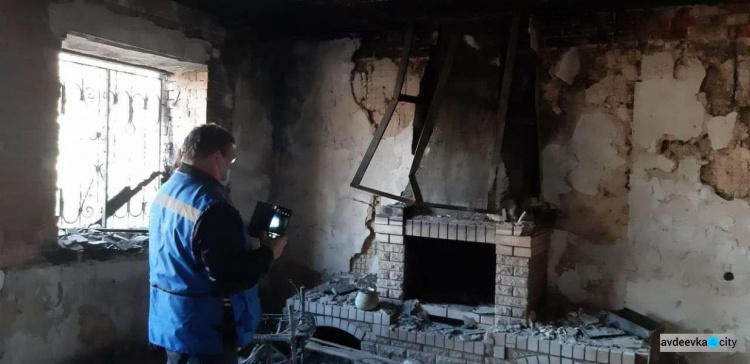 В Опытном комиссия обследовала жилье, разрушенное во время вооруженного конфликта