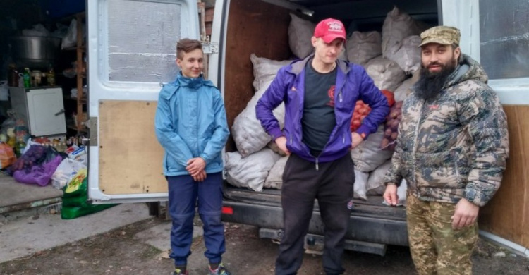 В Авдеевку продолжает поступать гуманитарная помощь (ФОТО)
