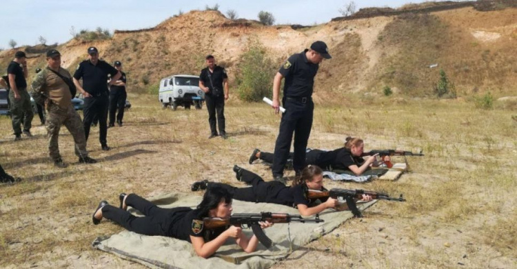 Авдеевские полицейские стреляли: опубликованы фото