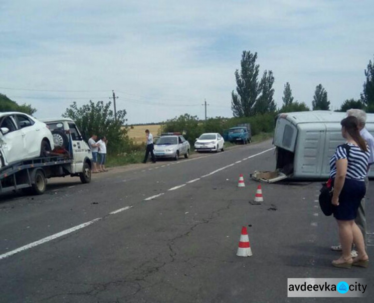 Пять человек пострадали в ДТП в Донецкой области (ФОТО)