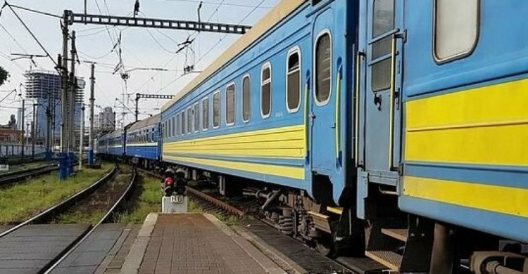 Из Киева в Авдеевку и обратно: нардеп Магомедов сообщил о пуске поезда между городами