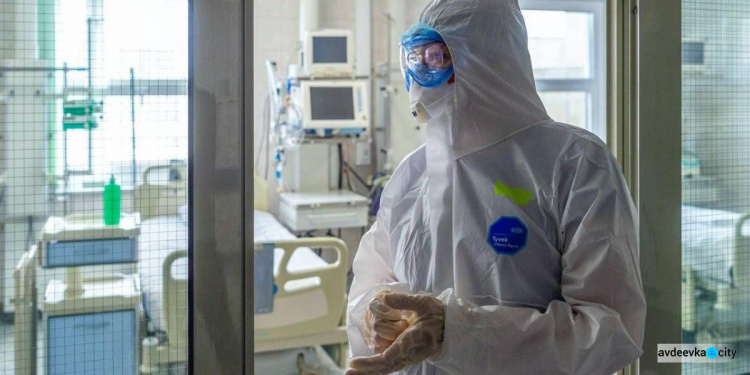 73 тысячи украинских медиков потеряли работу в разгар пандемии