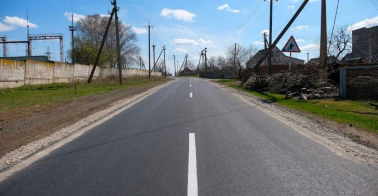 Украинцы могут пожаловаться на плохие дороги в полицию