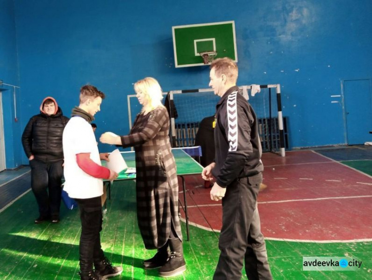 В Авдіївці серед учнів ПТУ провели змагання з настільного тенісу
