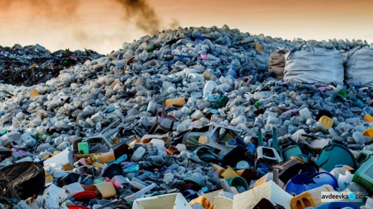 В Украине построят заводы по переработке мусора