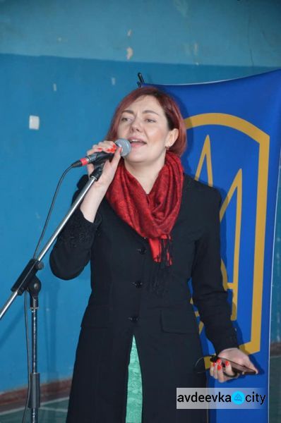 Полк «Киев» в Авдеевке поддержали песнями (ФОТО)