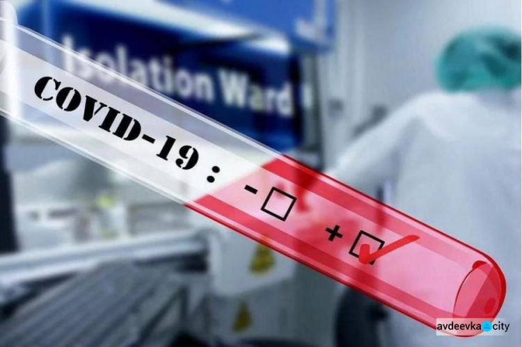 Горы ненужных антибиотиков и КТ: инфекционист назвала главные ошибки в лечении COVID-19 в Украине