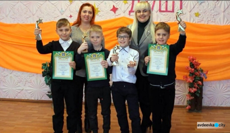 В Авдіївці нагородили маленьких учасників шкільного фестивалю "Сузір'я душі" (ВІДЕО)