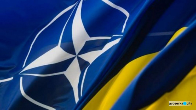 Зеленский едет на переговоры в штаб-квартиру НАТО