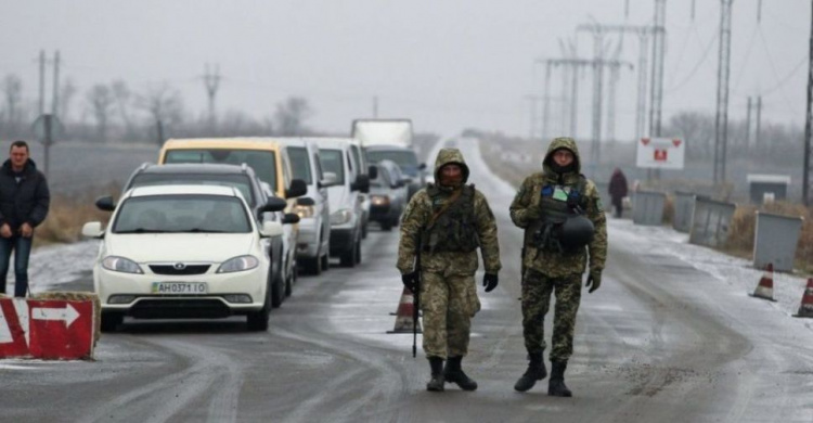 Пятнадцать человек  за день не смогли пересечь линию соприкосновения на Донбассе