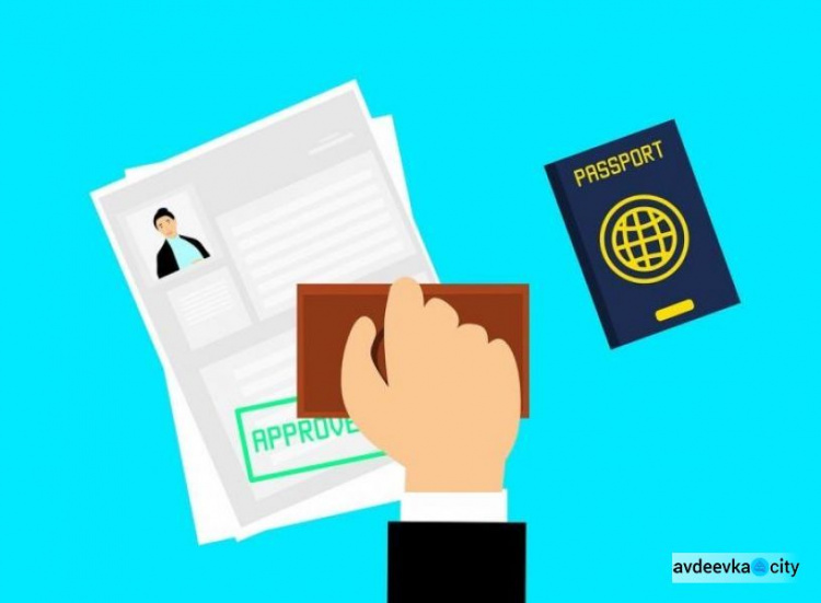Як і де зробити закордонний паспорт чи відновити втрачені документи у воєнний час