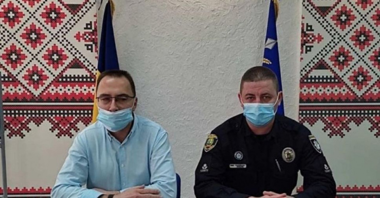 Дільничний офіцер поліції Авдіївки Максим Лазоренко звітував про результати роботи перед громадою