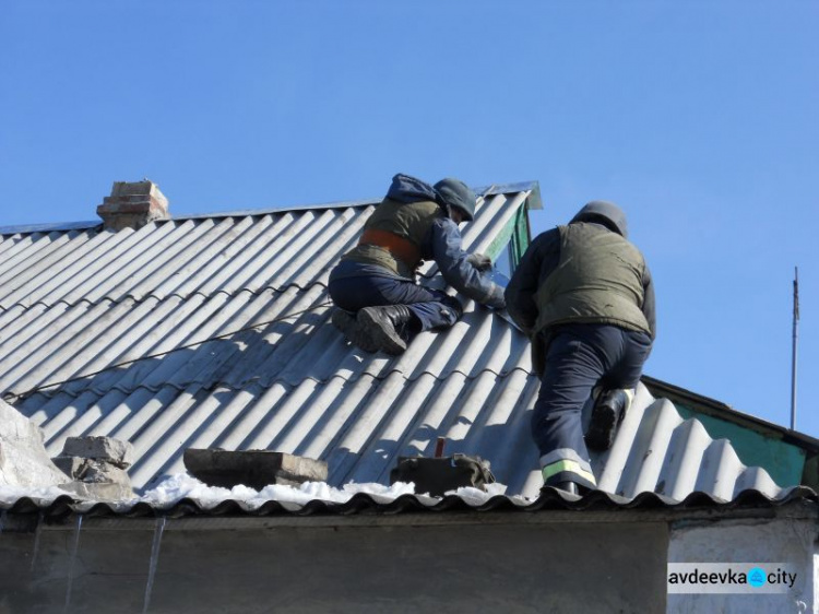  Преодолена очередная отметка: в Авдеевке восстановлен 301 поврежденный обстрелами дом (ФОТО) 