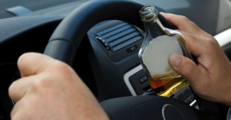 Авдеевским водителям на заметку: за "пьяное" вождение - штраф до 40 800 гривен