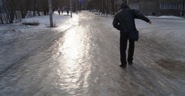 Дороги Донецкой области покрылись гололедом