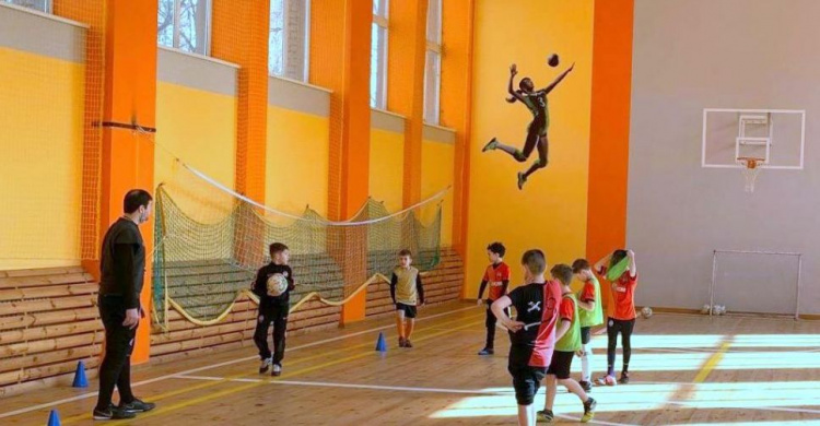 Авдіївська ДЮСШ запрошує дітей до секції з футболу