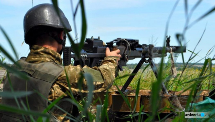 Обстрелы на Донбассе участились