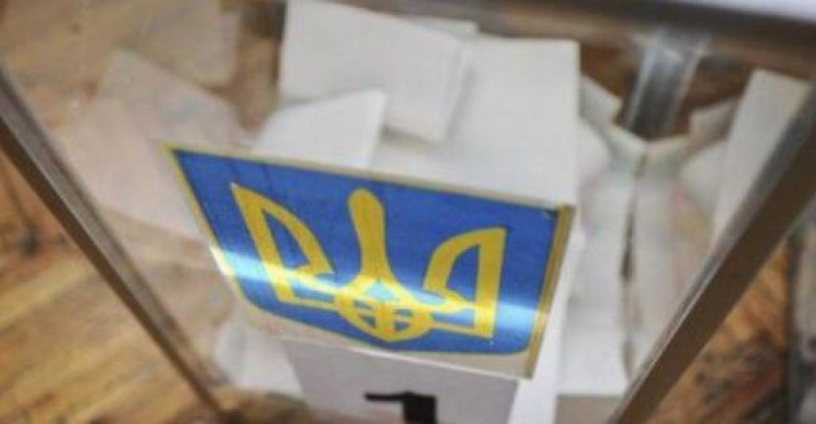 Полиция взяла под круглосуточную охрану более 200 избирательных участков в Покровской оперзоне
