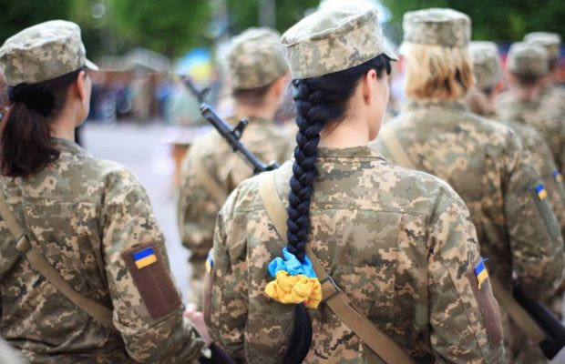 Мобілізація жінок в Україні: військовий експерт пояснив, як це відбуватиметься