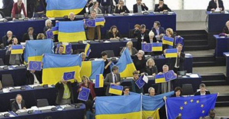 Депутаты Европарламента едут в прифронтовую Авдеевку