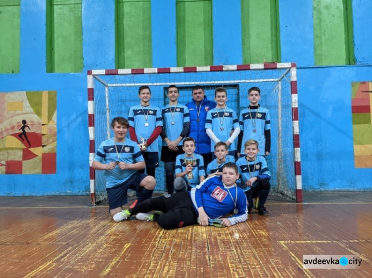 Авдеевские футболисты взяли "серебро" на Всеукраинском турнире по футзалу