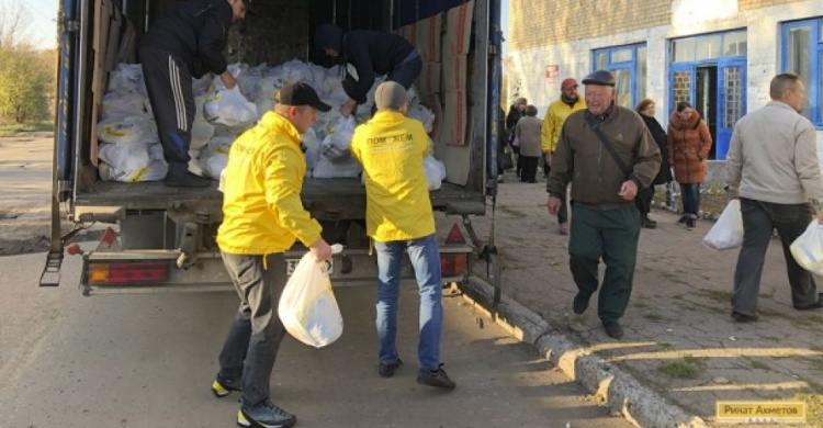 Более 22 тысяч мирных жителей Донбасса получат в ноябре наборы выживания