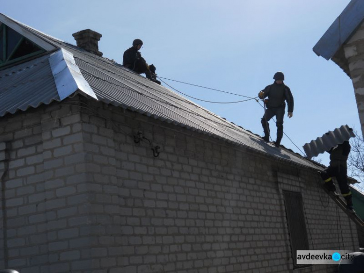  Преодолена очередная отметка: в Авдеевке восстановлен 301 поврежденный обстрелами дом (ФОТО) 