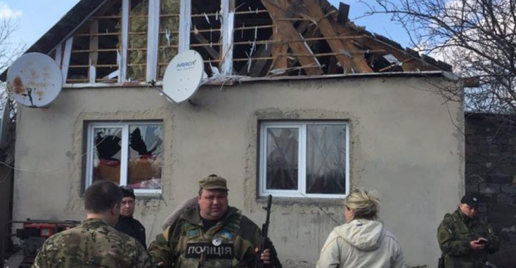 Жилые дома Авдеевки попали под танковый обстрел