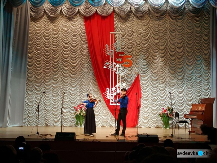 ФОТООТЧЕТ. Юбилейный концерт музыкальной школы Авдеевки