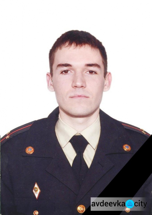 Сотрудник ГосЧС погиб при тушении пожара в Донецкой области