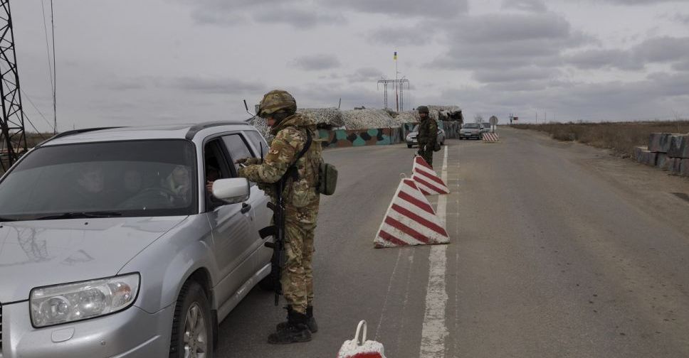 В КПВВ Донетчины проезда ожидают более сотни транспортных средств
