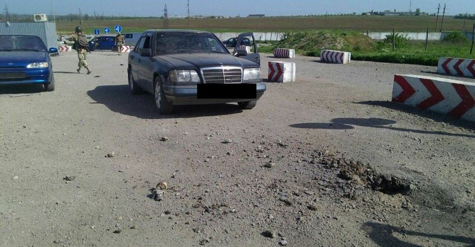Обстрелян один из донбасских КПВВ, пострадали автомобили (ФОТО)