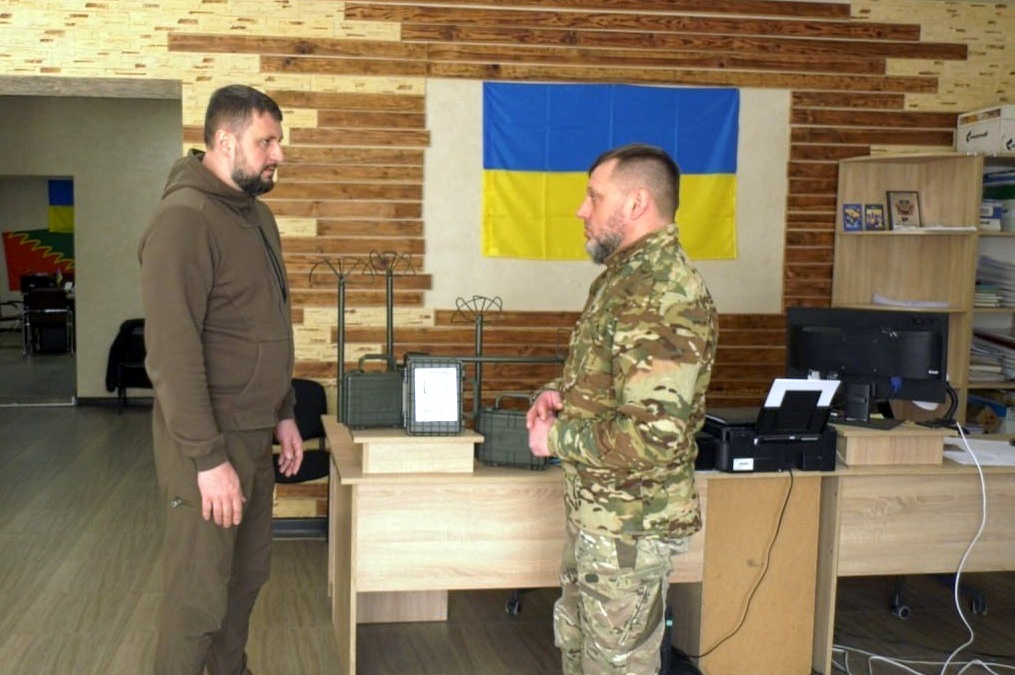 Група Метінвест передала для Авдіївської міської військадміністрації системи РЕБ