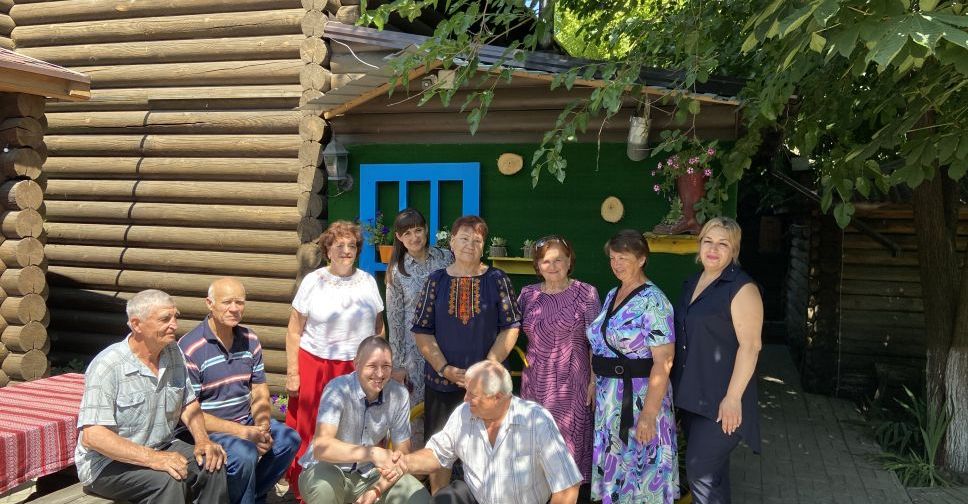 Авдеевский коксохим организовал пенсионерам завода торжественное мероприятие ко Дню металлурга и горняка (ВИДЕО)
