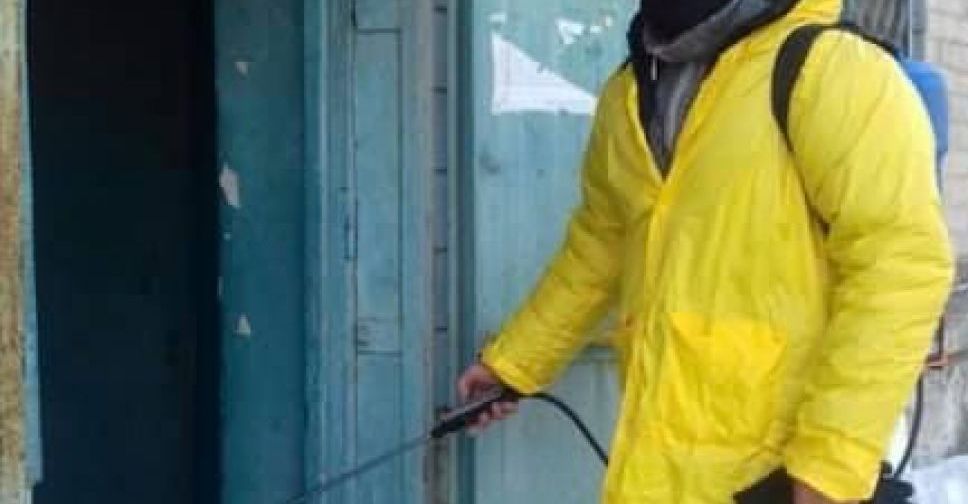 В Авдеевке продолжается дезинфекция подъездов и административных зданий