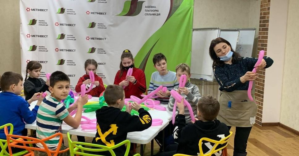 ОО «Авдеевка. Платформа совместных действий» провела предпраздничный мастер-класс для детей