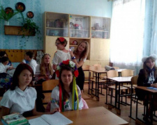 1 сентября в школах Авдеевки говорили о евроинтеграции  (ФОТО)