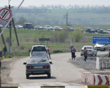 Украинские пограничники опубликовали статистику пересечения донбасской линии разграничения