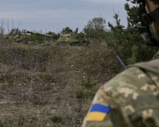 Вблизи Авдеевки враг вел огонь из подствольного гранатомета, крупнокалиберного пулемета и стрелкового оружия