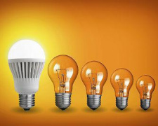 Уряд анонсував програму безкоштовного обміну ламп розжарювання на світлодіодні: з яких міст почнуть